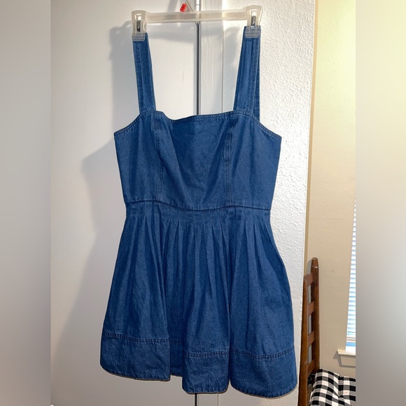 Storia Denim Mini Dress - Picture 4 of 7